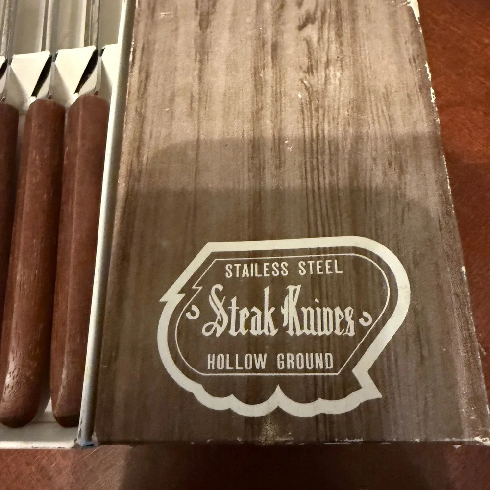 Vintage Verdigris Valley Steak Knives Set of 8 Stainless Hollow Japan
